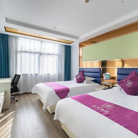 Rongle Business Hotel Yiwu  Eksteriør billede